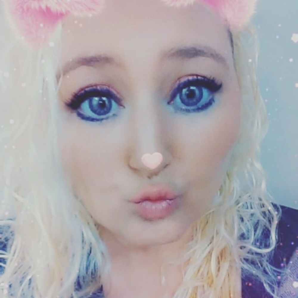 Meet your Posher, Amanda